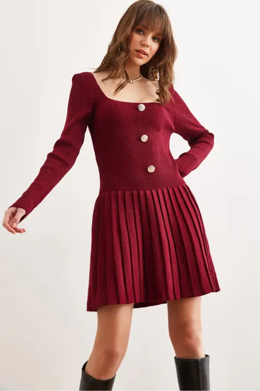 Kadın Bordo Düğme Detaylı Eteği Pileli Triko Elbise ELB-19002326-Bordo - 1