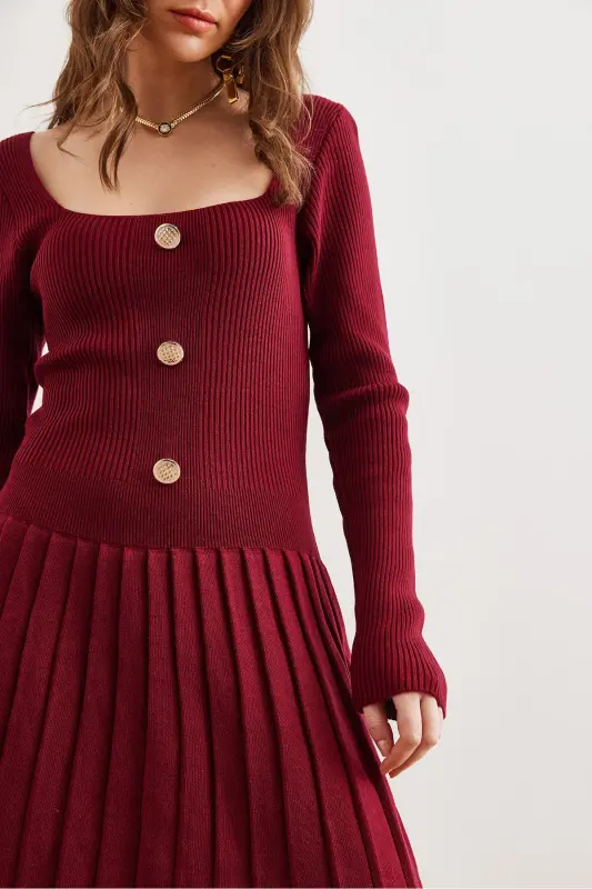 Kadın Bordo Düğme Detaylı Eteği Pileli Triko Elbise ELB-19002326-Bordo - 2