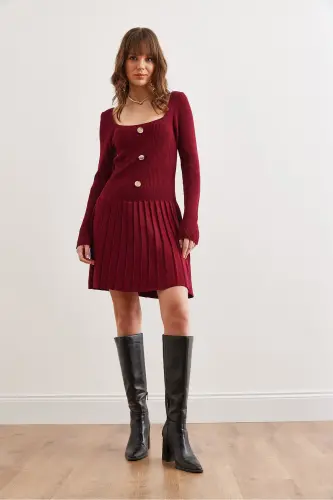 Kadın Bordo Düğme Detaylı Eteği Pileli Triko Elbise ELB-19002326-Bordo - 4