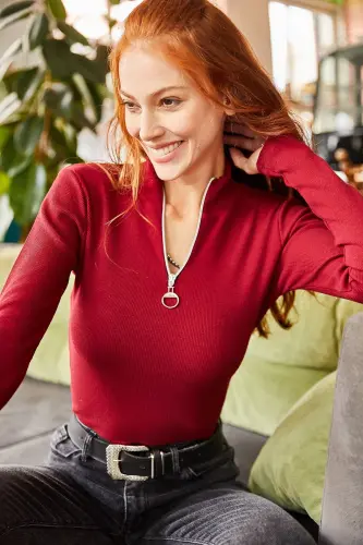Kadın Bordo Fermuarlı Balıkçı Yaka Likralı Bluz BLZ-19001155 - Bordo - 3
