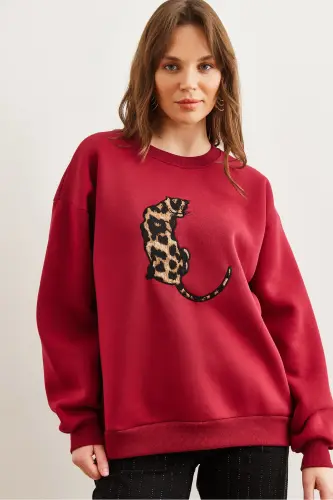 Kadın Bordo Leopar Aplike Şardonlu Oversize Sweatshirt SWT-19000698 - Bordo - OLALOOK (1)
