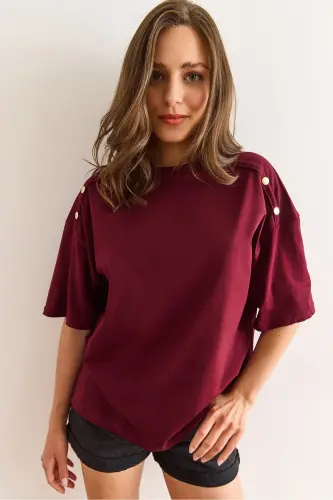 Kadın Bordo Omuzu Gold Düğmeli Pamuk Tişört TSH-19000763 - Bordo - 1