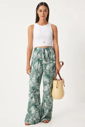 Kadın Çağla Yeşili Ekru Desenli Dökümlü Viskon Palazzo Pantolon EN00606-Çağla Yeşili Ekru - HAPPINESS İSTANBUL (1)