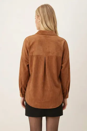 Kadın Camel Cepli Oversize İnce Fitilli Kadife Gömlek ARM-24K001076-Camel - 3