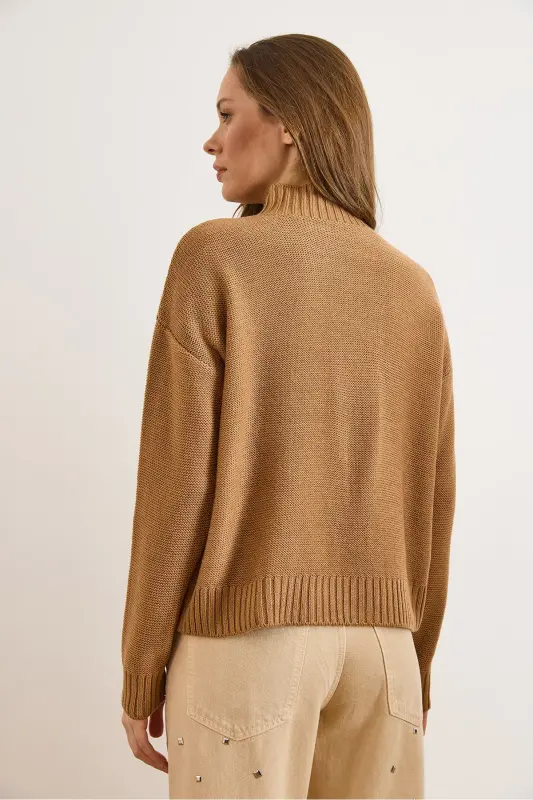 Kadın Camel Dik Yaka Ortası Saç Örgülü Triko Kazak KZK-19000912 - Camel - 2