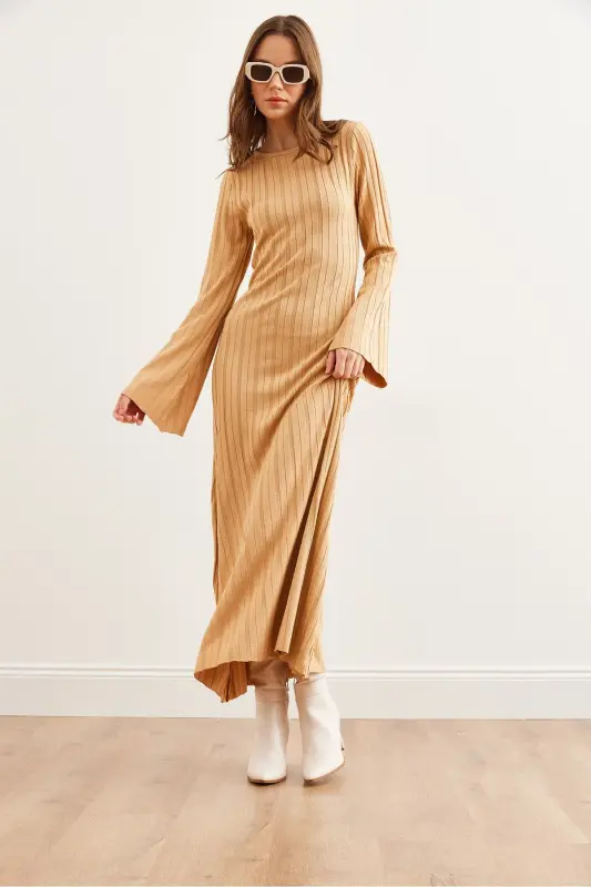 Kadın Camel Kendinden Kuşaklı İspanyol Kol Maxi Triko Elbise ELB-19002290 - Camel - 2