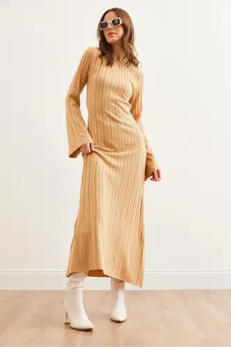 Kadın Camel Kendinden Kuşaklı İspanyol Kol Maxi Triko Elbise ELB-19002290 - Camel - 4