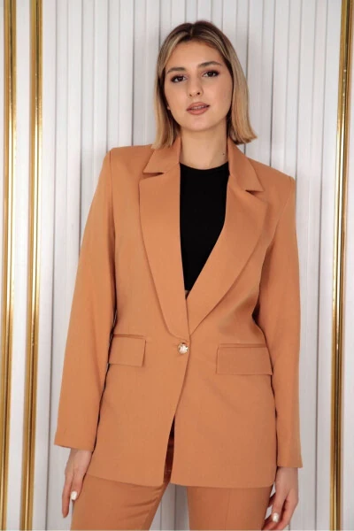 Kadın Camel Tek Düğme Ceket Havuç Pantolon Takım Elbise Atlas Kumaş-Camel - Özge Sibel (1)