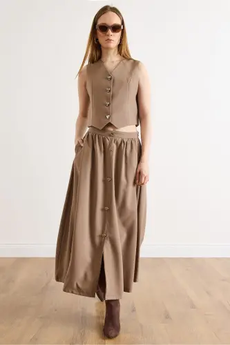 Kadın Camel Üst Astarlı Yelek Alt Düğmeli Kloş Etek Takım TKM-19000376-Camel 