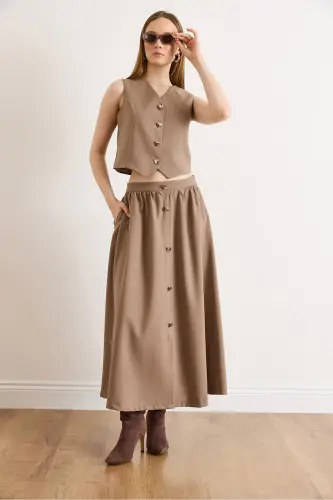 Kadın Camel Üst Astarlı Yelek Alt Düğmeli Kloş Etek Takım TKM-19000376-Camel - 3