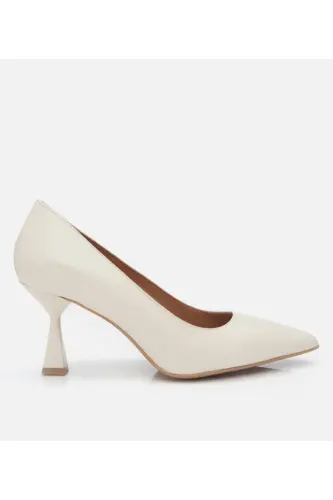 Kadın Deri Ekru Esnek Tabanlı Stiletto-KEMİK 