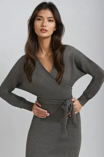 Kadın Duman Grisi Kruvaze Yaka Yarasa Kollu Beli Kemerli Kaşkorse Elbise Alc-X7623-DUMAN GRİSİ - TREND ALAÇATI STILI (1)