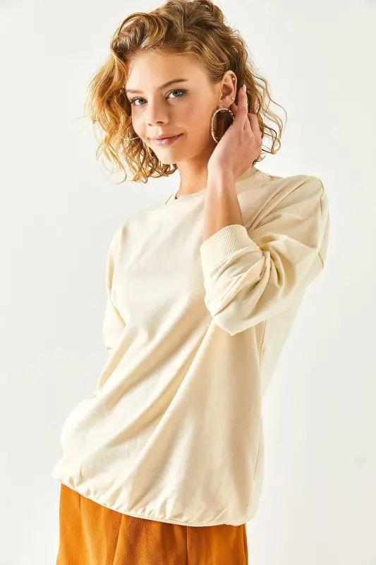 Kadın Düz Bej Basic Yumuşak Dokulu Salaş Sweatshirt SWT-19000457 - Düz Bej - 4