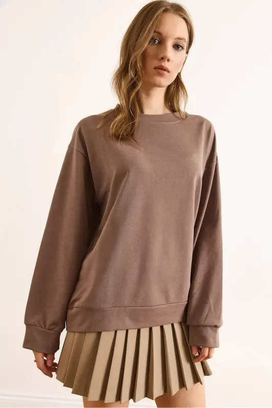 Kadın Düz Camel Basic Yumuşak Dokulu Salaş Sweatshirt SWT-19000457-Düz Camel - OLALOOK