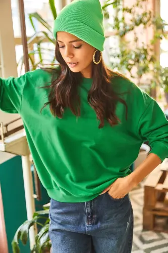 Kadın Düz Çimen Yeşili Basic Yumuşak Dokulu Salaş Sweatshirt SWT-19000457-Düz Çimen Yeşili - OLALOOK (1)