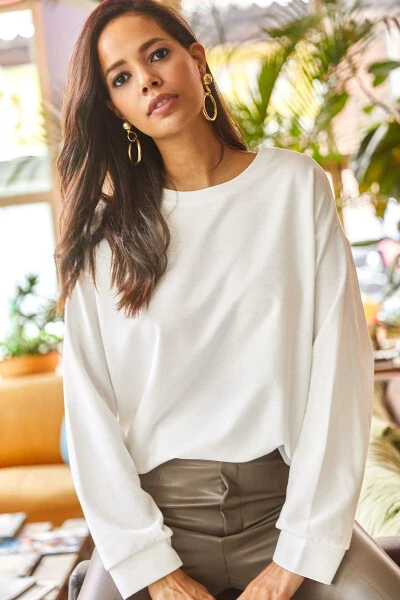 Kadın Düz Ekru Basic Yumuşak Dokulu Salaş Sweatshirt SWT-19000457-Düz Ekru - 4