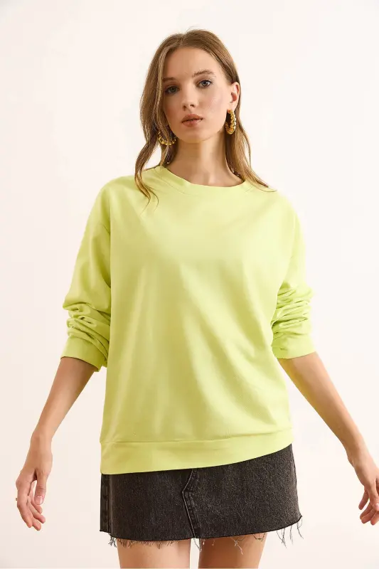 Kadın Düz Neon Sarı Basic Yumuşak Dokulu Salaş Sweatshirt SWT-19000457 - Düz Neon Sarı - 4