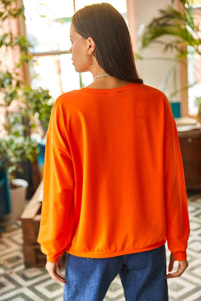 Kadın Düz Turuncu Basic Yumuşak Dokulu Salaş Sweatshirt SWT-19000457 - Düz Turuncu - 6