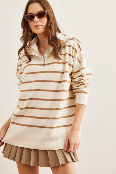Kadın Ekru Camel Fermuarlı Dik Yaka Çizgili Oversize Triko Kazak KZK-19000847-Ekru Camel - 2