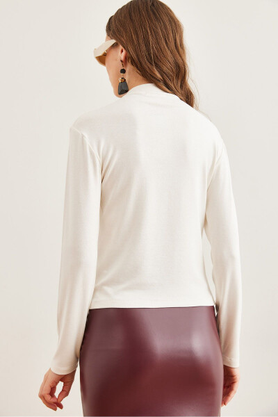 Kadın Ekru Dik Yaka Dökümlü Soft Touch Bluz BLZ-19002758-Ekru - 2