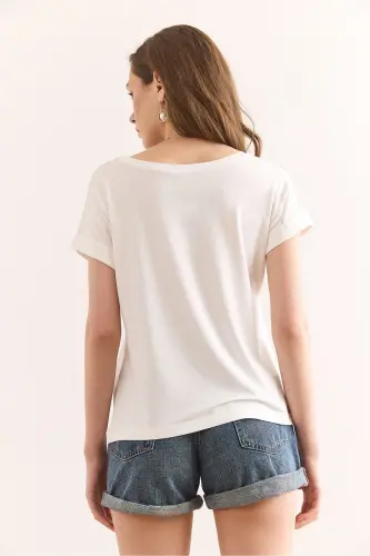 Kadın Ekru Omuzu Güpür Detaylı Örme Viskon Bluz Blz-19002929 - Ekru - 2
