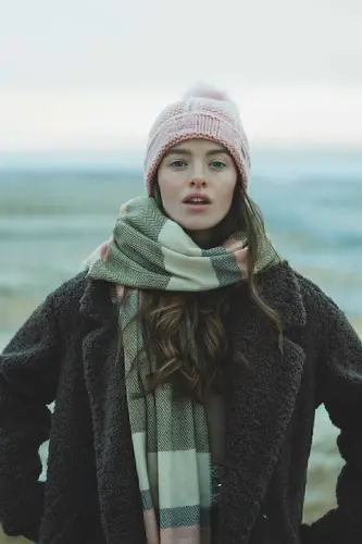 Kadın Ekru Püsküllü Kışlık Atkı Triko Renkli Basic Yumuşak Dokulu Esnek Akrilik Lily Çizgili-Ekru - NORDBRON (1)