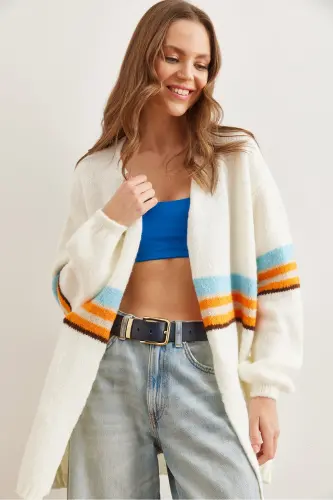 Kadın Ekru Renkli Şeritli Yumuşak Dokulu Triko Hırka HRK-19000299-Ekru - 3