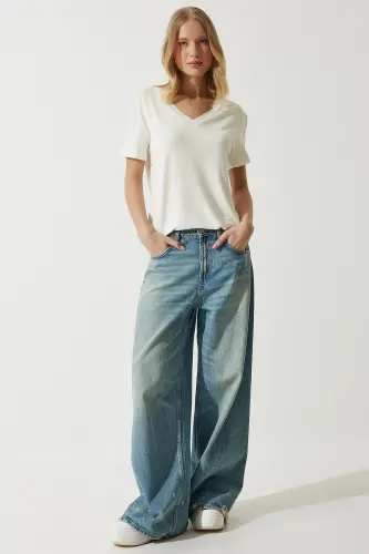 Kadın Ekru V Yaka Basic Viskon Örme T-Shirt EN00613-Beyaz - 4