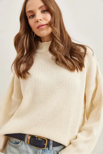 Kadın Ekru Yaka Manşet Kıvrık Petek Triko Kazak KZK-19000825-Ekru - OLALOOK (1)