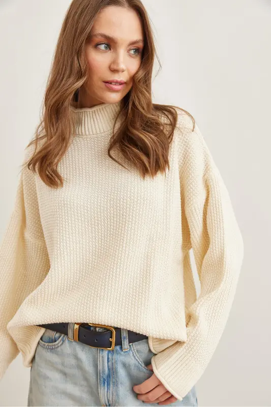 Kadın Ekru Yaka Manşet Kıvrık Petek Triko Kazak KZK-19000825-Ekru - 4