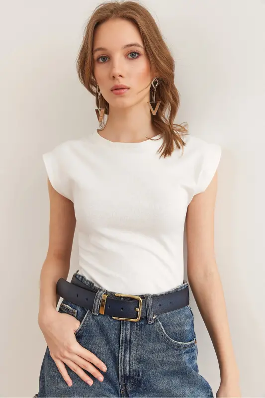 Kadın Ekru Yarasa Yumuşak Dokulu Esnek Bluz BLZ-19002877 - Ekru - 1