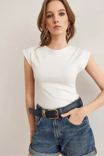 Kadın Ekru Yarasa Yumuşak Dokulu Esnek Bluz BLZ-19002877-Ekru - 5