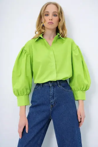 Kadın Fıstık Yeşili Balon Kol Desenli Baskılı Viscon Dokuma Gömlek ALC-X9654-FISTIK YEŞİLİ - 3