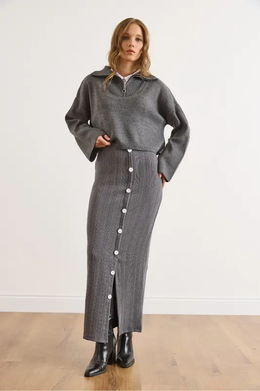 Kadın Füme Beli Lastikli Düğmeli Yırtmaçlı Uzun Etek ETK-19000293-Füme - 5