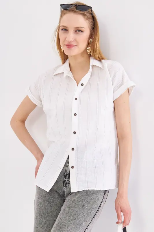 Kadın Füme-Beyaz Çizgili Kısa Kol Gömlek ARM-24Y001067-Füme - 3