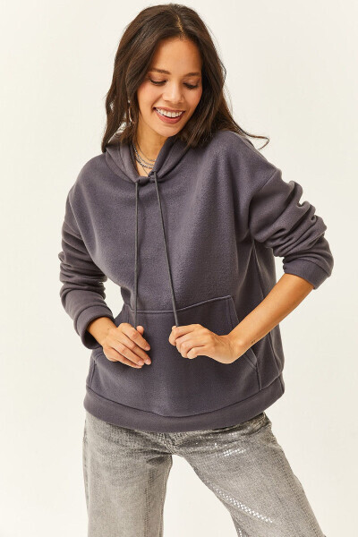 Kadın Füme Kapşonlu Kanguru Cepli Polar Sweatshirt SWT-19000435 - Füme - 1