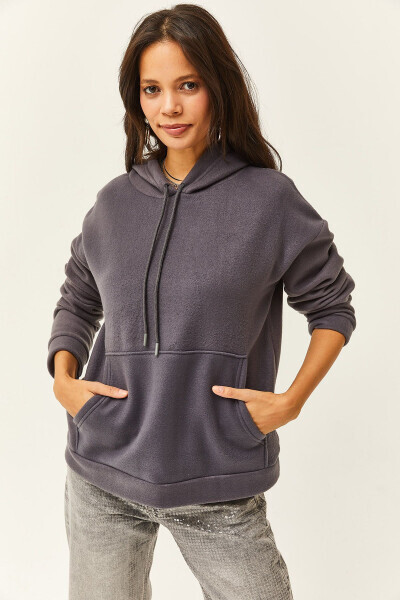 Kadın Füme Kapşonlu Kanguru Cepli Polar Sweatshirt SWT-19000435 - Füme - 2