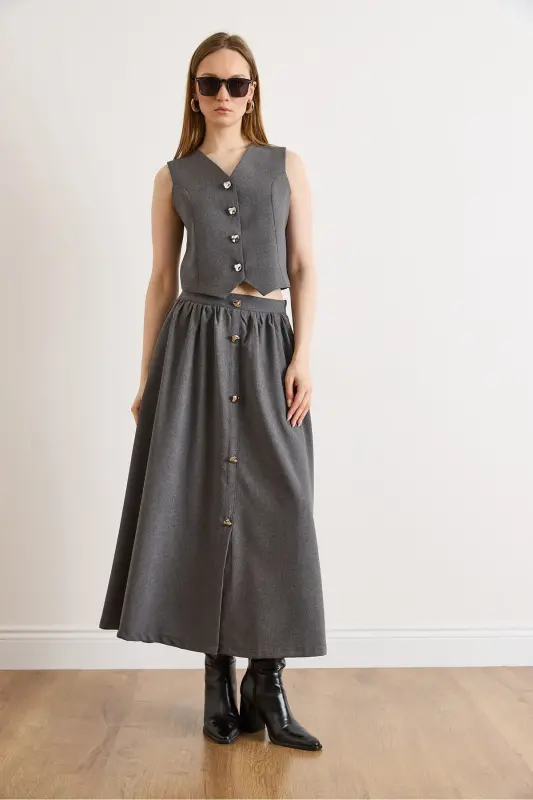 Kadın Füme Üst Astarlı Yelek Alt Düğmeli Kloş Etek Takım TKM-19000376-Füme - 3