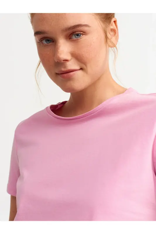 Kadın Fuşya Bisiklet Yaka Basic T-Shirt 101A03471 - Fuşya - 4