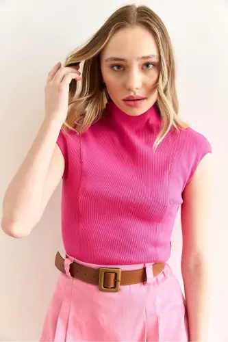 Kadın Fuşya Dik Yaka Dikiş Detaylı Crop Bluz BLZ-19003005 - Fuşya - 3