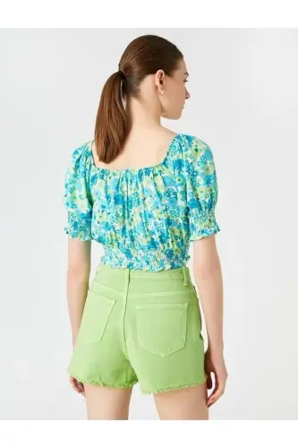 Kadın Giyim Bluz Crop Balon Kollu Gipe Detaylı 2SAK60239PW Mavi Desen Mavi Desen-Blue Desıgn - 4