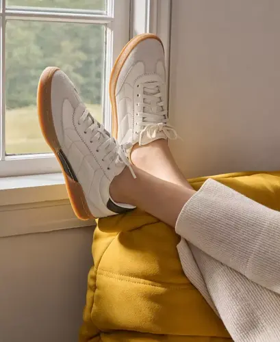 Women's GRANDPRØ Breakaway Lace-Up Low-Top Sneakers - 8