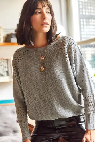 Kadın Gri Ajurlu Yarasa Oversize Triko Kazak-Gri 