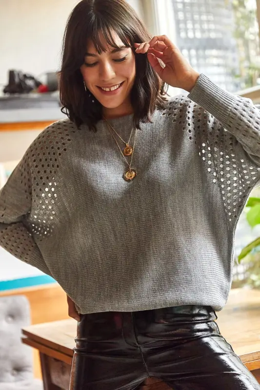 Kadın Gri Ajurlu Yarasa Oversize Triko Kazak-Gri - 4