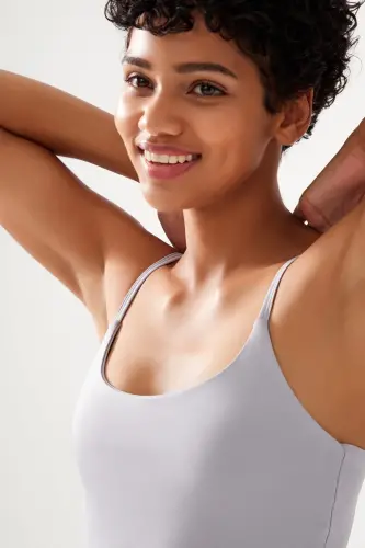 Kadın Gri Askılı Hafif Destekli Kaplı Spor Sütyeni Straps-Gri - 2