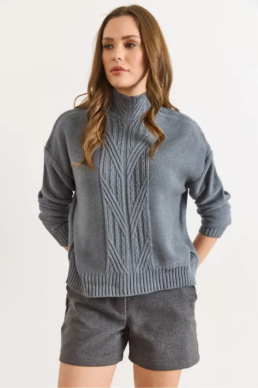 Kadın Gri Dik Yaka Ortası Saç Örgülü Triko Kazak KZK-19000912-Gri - 4