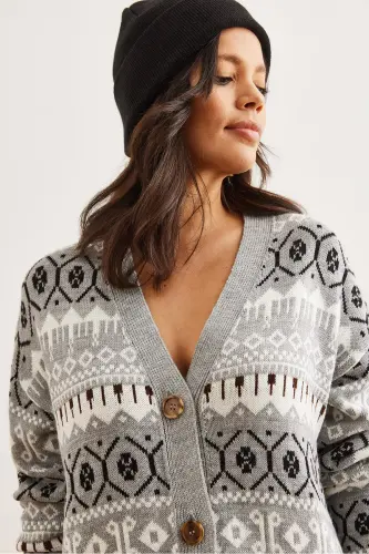 Kadın Gri Etnik Desenli Oversize Triko Hırka HRK-19000300-Gri - 4