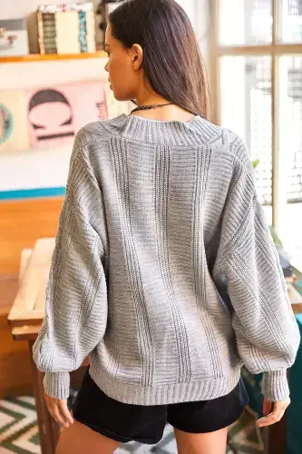 Kadın Gri Kalın Saç Örgülü Triko Hırka HRK-19000082-Gri - 7