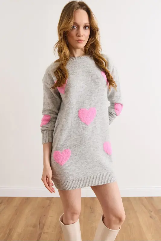 Kadın Gri Kalp Detaylı Yumuşak Dokulu Triko Tunik Elbise ELB-19002284-Gri - OLALOOK