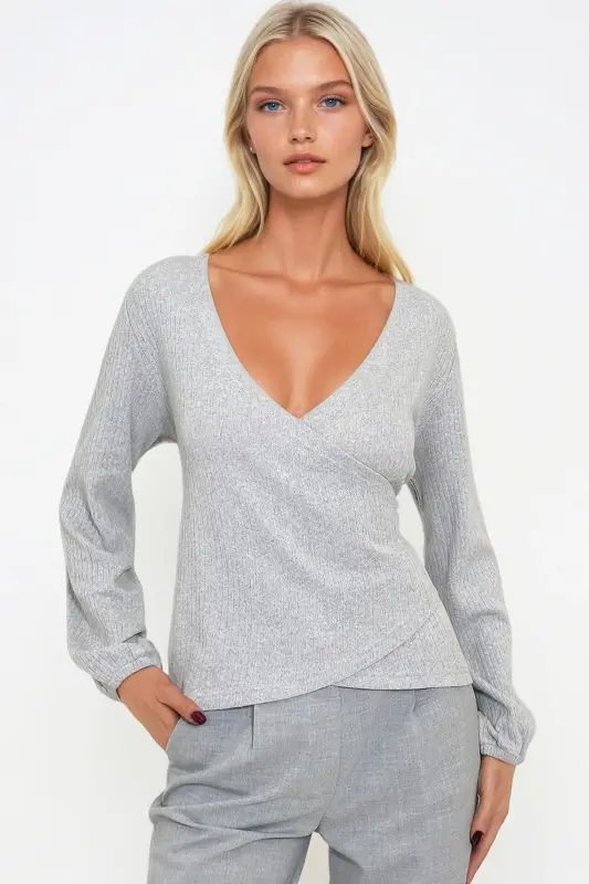 Kadın Gri Kruvaze Yaka Kolu Lastikli Bluz ALC-X12929-Gri - 2